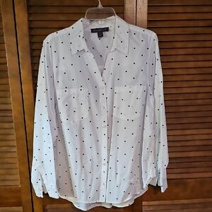 Gloria Vanderbilt White Shirt with Black Polka Dots